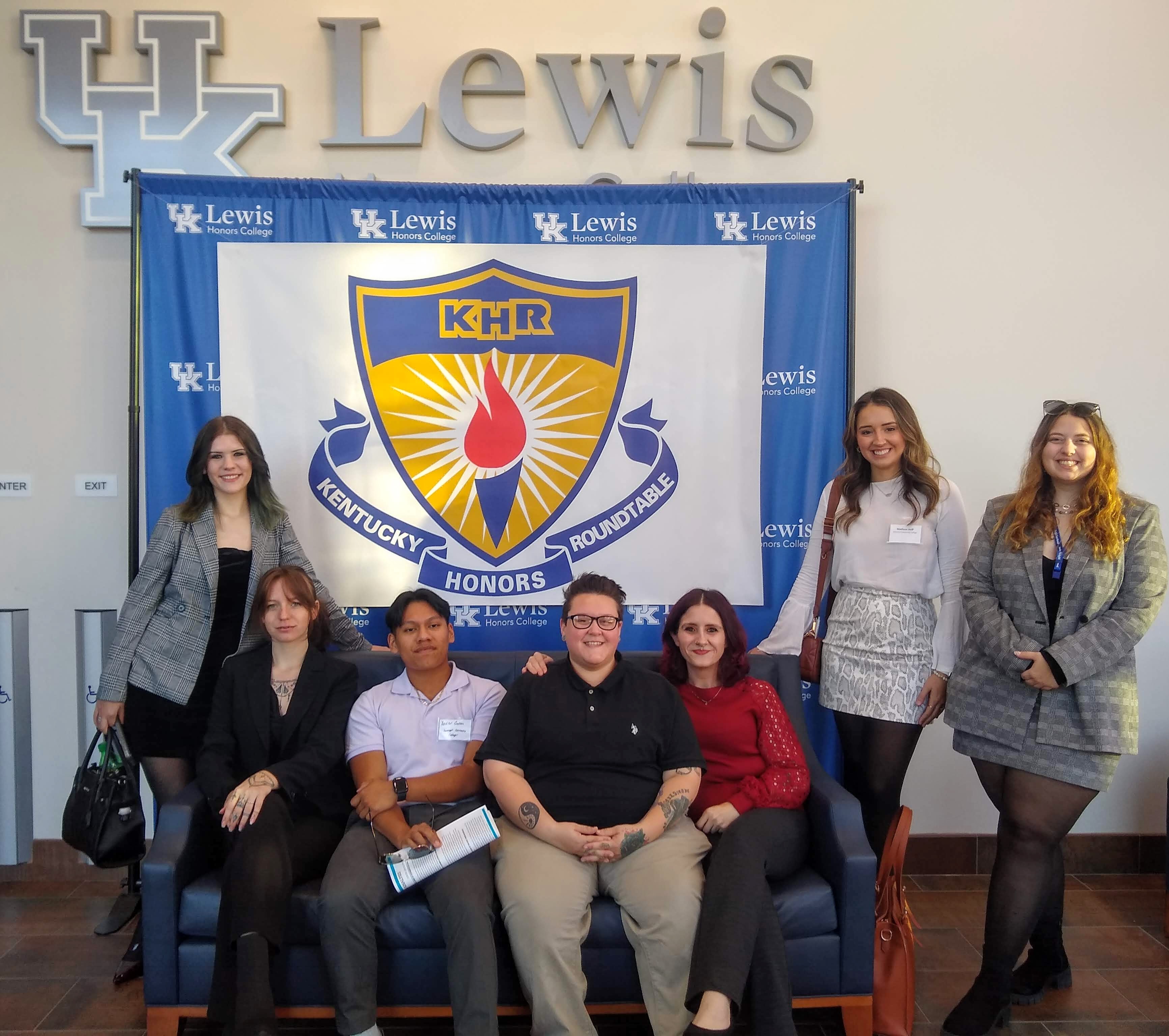 SCC Honors students visiting the UK Lewis Honors College