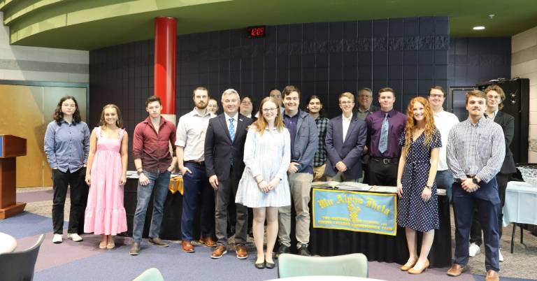 Mu Alpha Theta group with Dr. Quarles and Dr. Castle